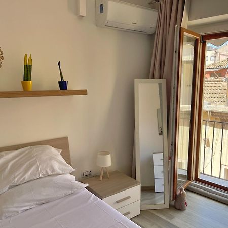 Marina Centro Citta In Pieno Centro Storico Apartment Каляри Екстериор снимка
